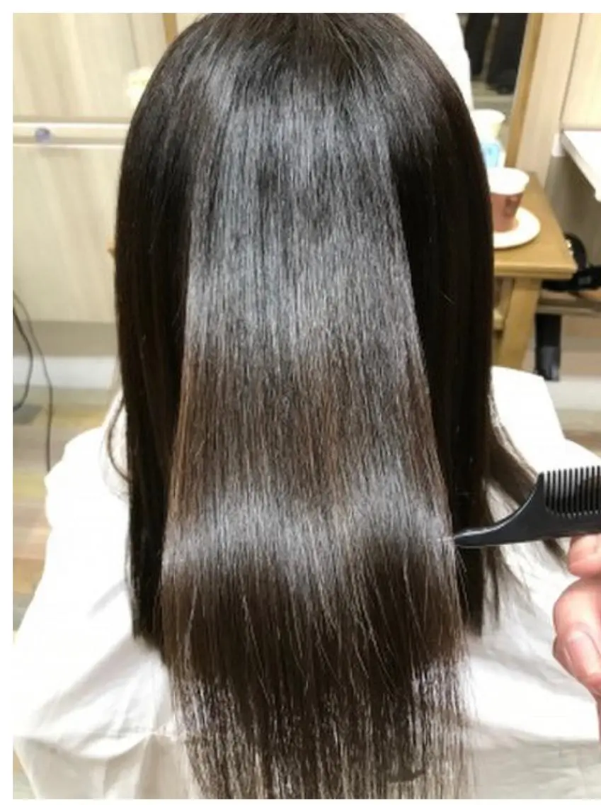 セミロング 縮毛矯正 乾かすだけでまとまる 髪質改善✨のヘアスタイル