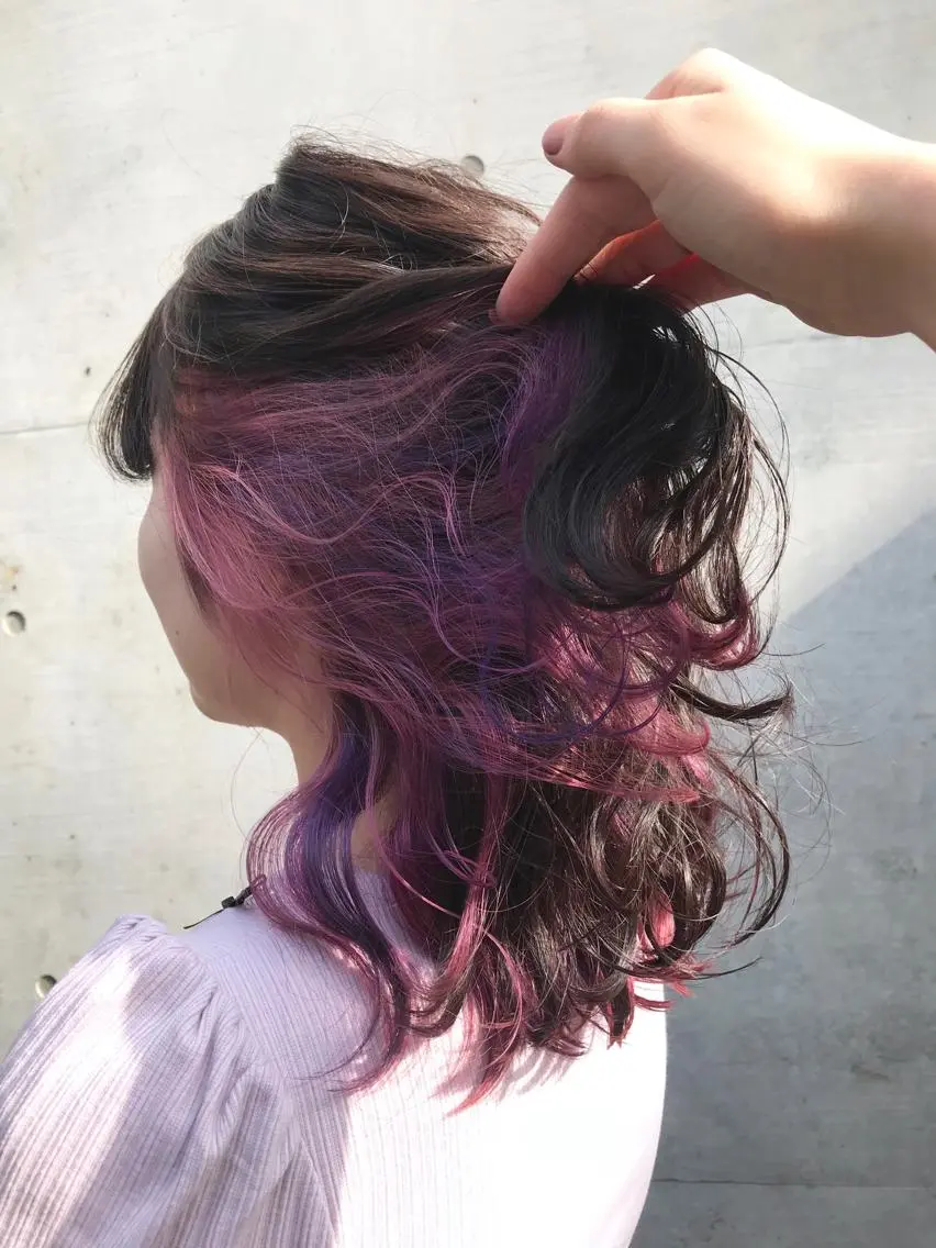 セミロング カラー ピンクカラー パープルカラー 色落ちまでキレイに！ ！女性サロンのヘアスタイル