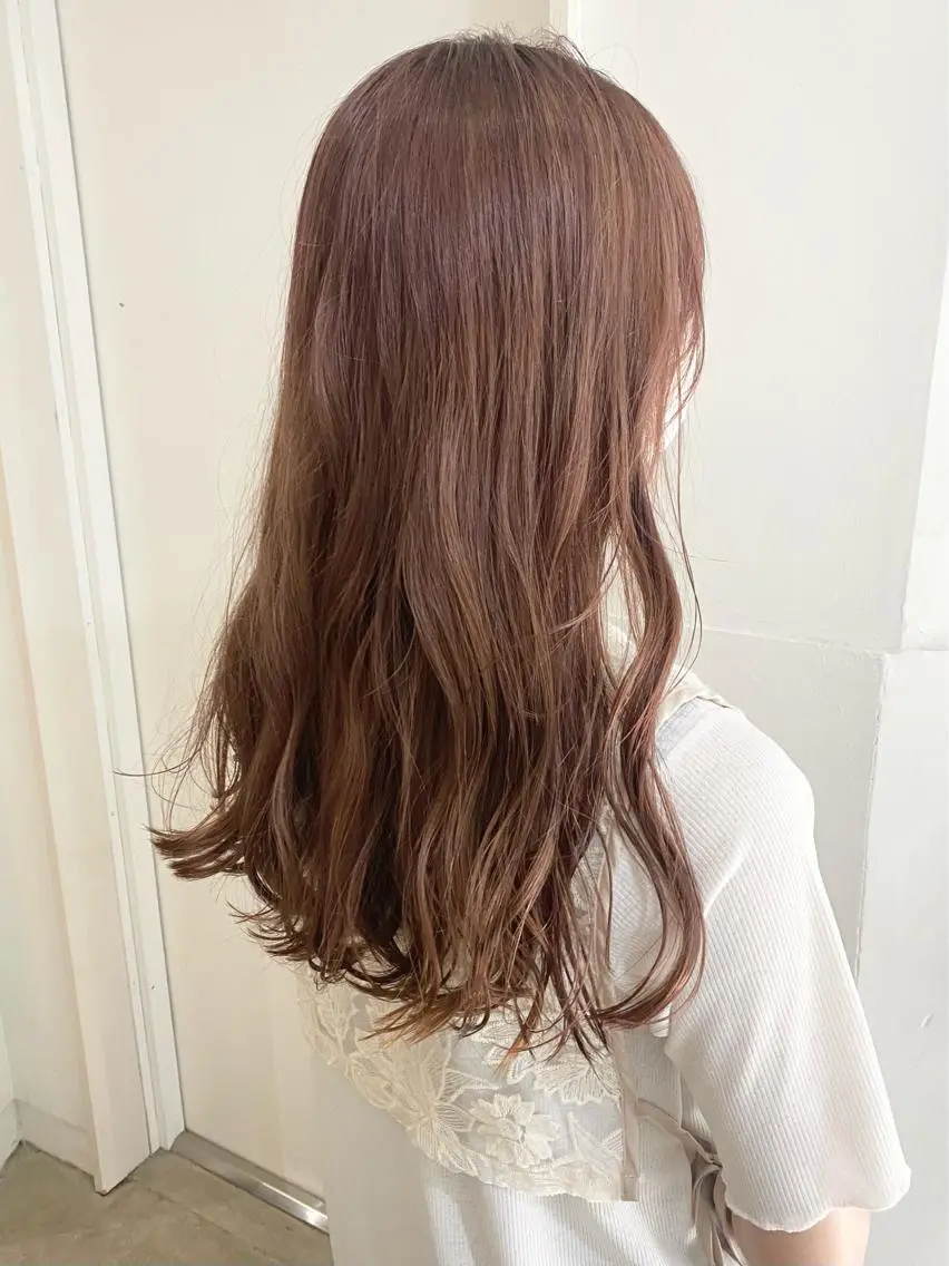 ロング カラー ベージュカラー ピンクカラー ピンクベージュ ハル🌸柔色/ ブリーチなし/艶髪のヘアスタイル