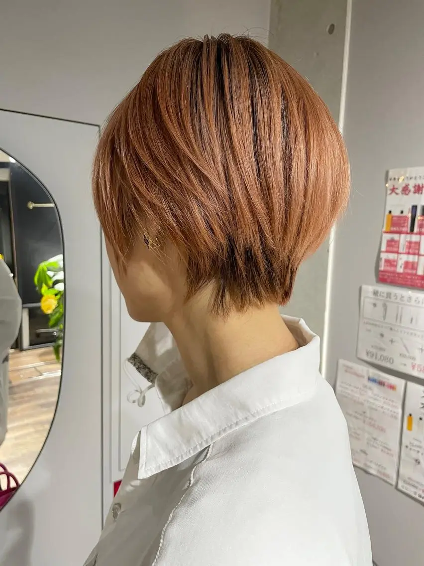 ショート カラー オレンジ オレンジピンク ピンクカラー ショートヘア カット ヘアカラー トリートメント 上品な大人レイヤー 🍀渋谷🍀濱口敬太のヘアスタイル