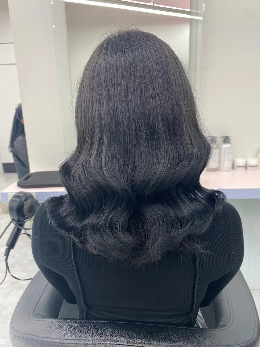 ミディアム 髪質改善 クリスマス カット ヘアカラー トリートメント ブリーチなしの達人 🌈KAITOのヘアスタイル