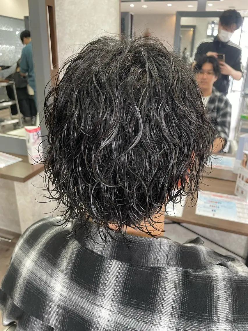 パーマ メンズ メンズパーマ 波巻きパーマ ボブ アタ ムのヘアスタイル