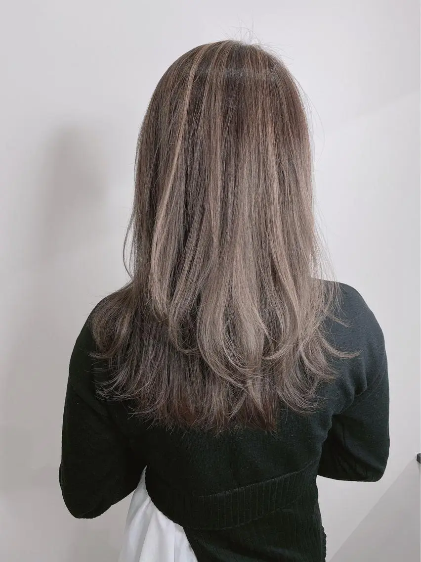 カラー 関東 蓮太のヘアスタイル