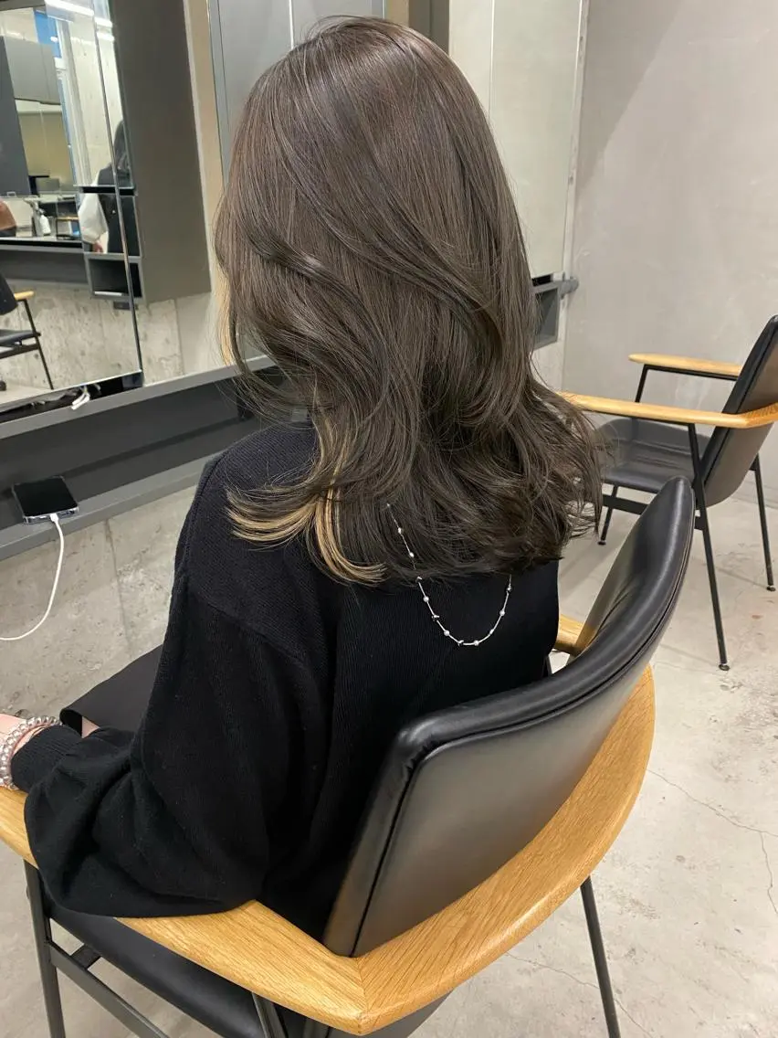 ミディアム カラー カット ヘアカラー トリートメント Saki/レイヤー/ 柔らかカラーのヘアスタイル