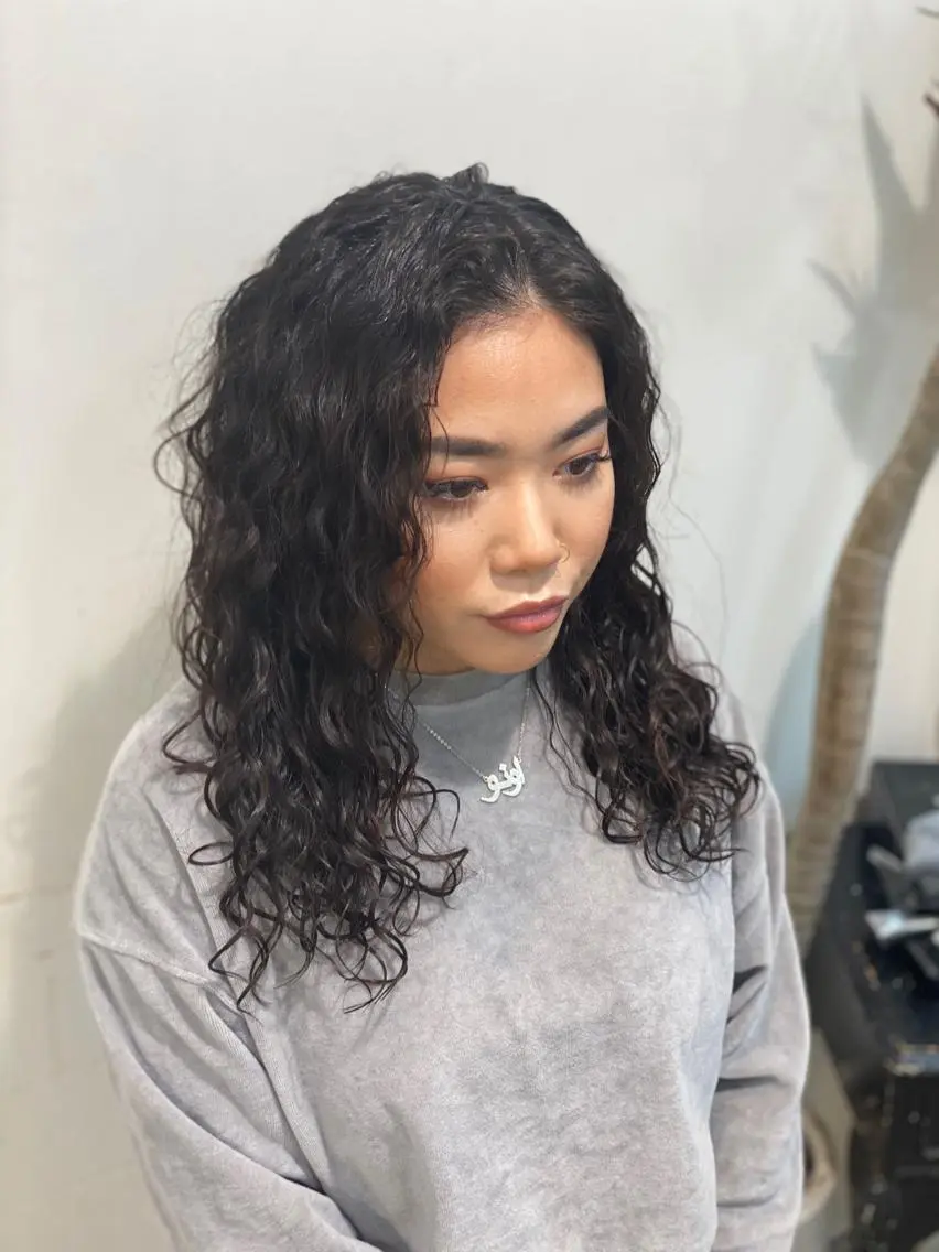 セミロング パーマ 中元 淳のヘアスタイル