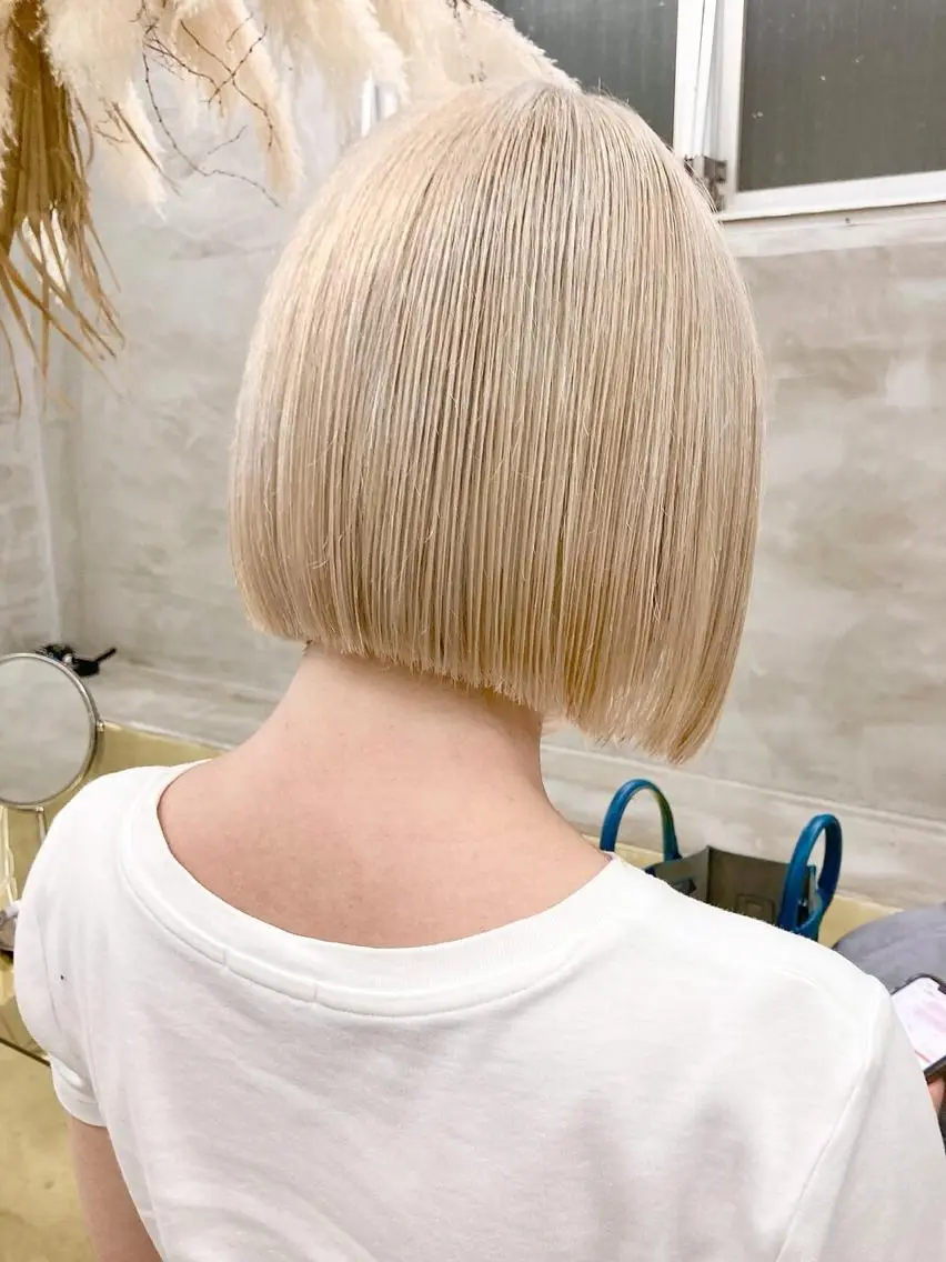 ショート カラー パーマ ヘアアレンジ ツイストスパイラルパーマ バレイヤージュ ブリーチ ケアブリーチ デザインカラー スパイラルパーマ 🌐hina⭐️のヘアスタイル