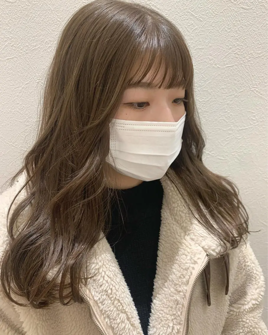 ロング カラー ベージュカラー ブリーチ ダブルカラー ブリーチなしカラー オリーブベージュ カット ヘアカラー トリートメント hubhair レイヤー/透明感のヘアスタイル
