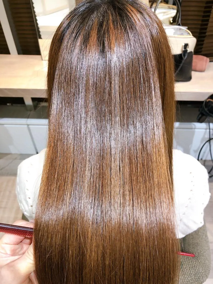 ロング 小顔カット トリートメント 酸熱トリートメント CYNTHIADUE 店長｜ IRISUのヘアスタイル