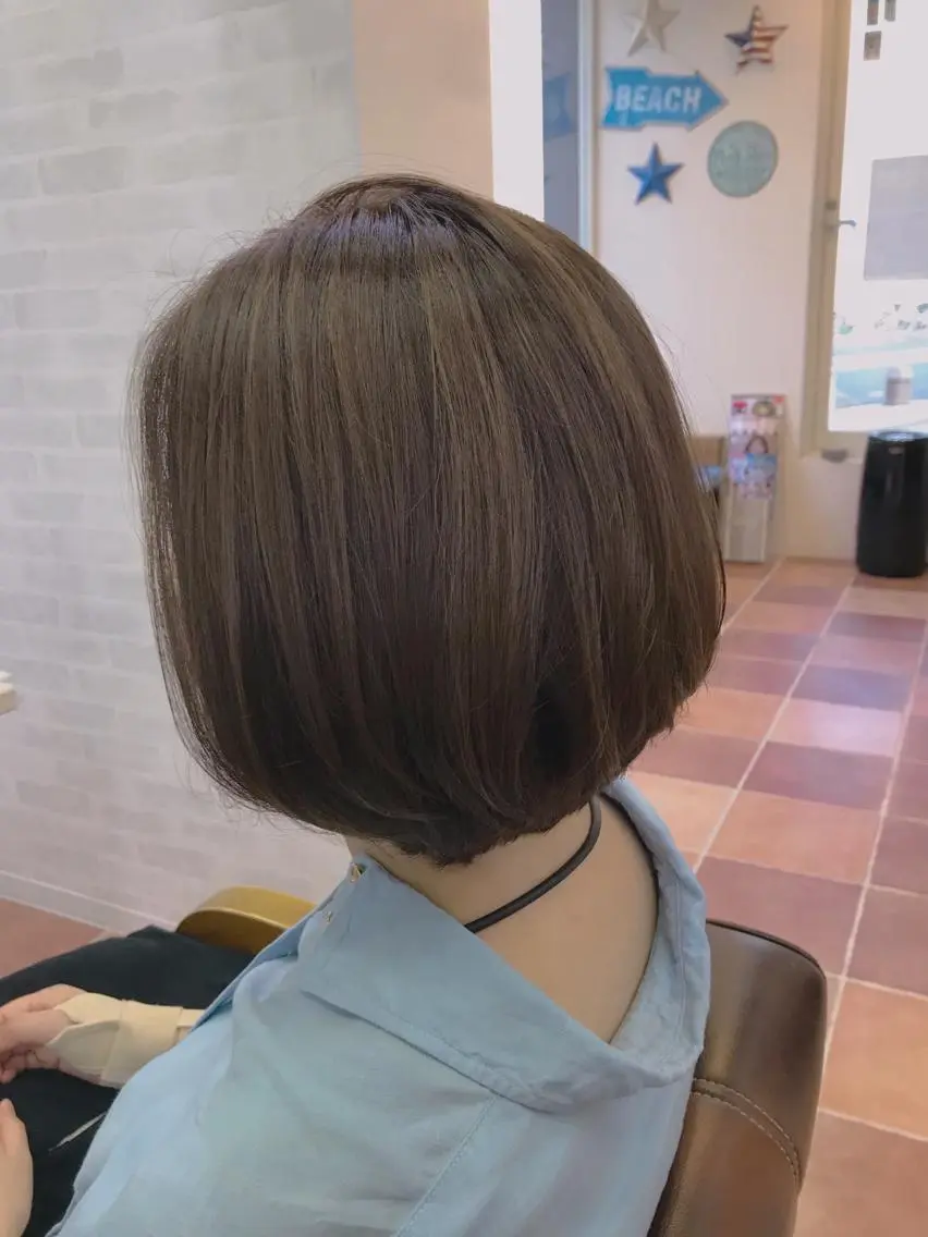 ショート ボブ 大澤 唯のヘアスタイル