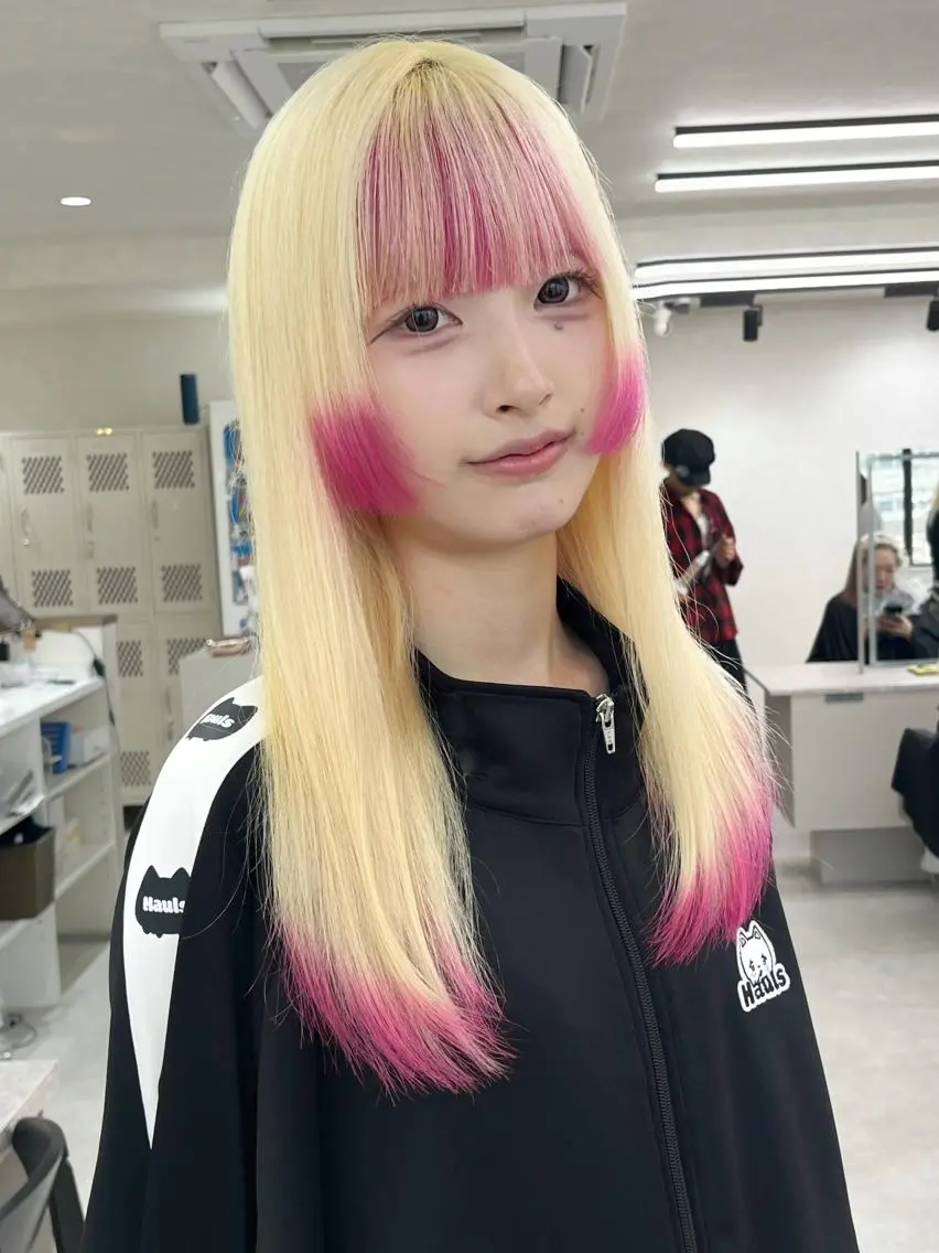 ロング カラー グラデーションカラー ピンクカラー ロング 🎀ダブルカラー🎀 ♡Kanon♡のヘアスタイル