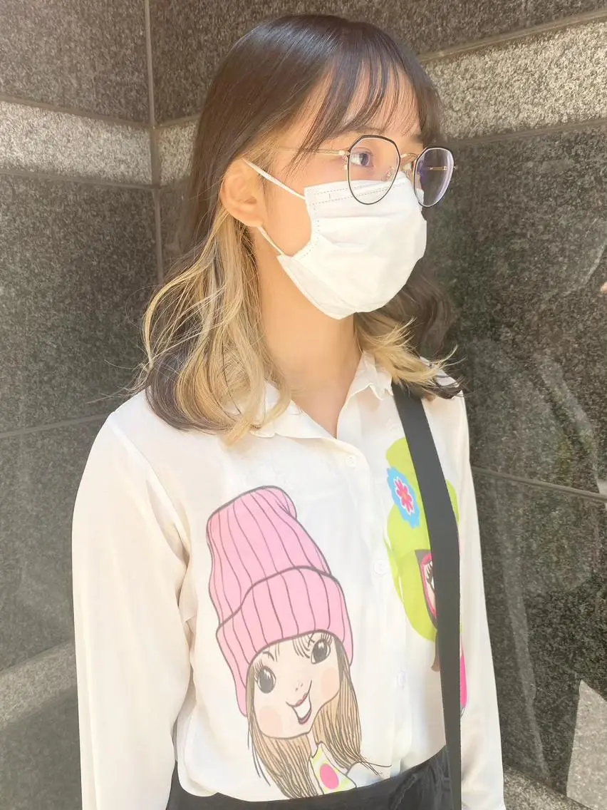 セミロング カラー 透明感カラー 盛れる艶髪カラー Harusa🎀のヘアスタイル