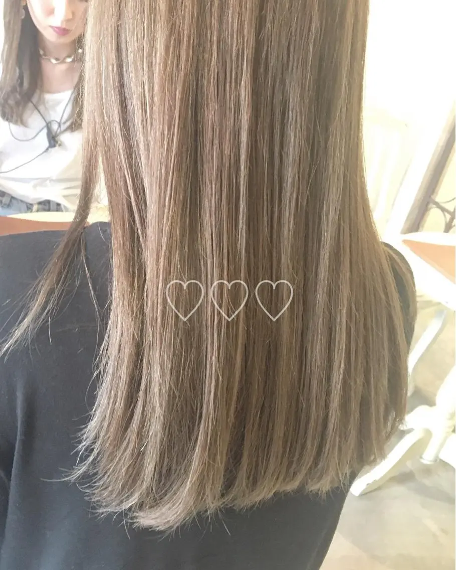 セミロング カラー ヘアカラー トリートメント ハイトーンカラー♡ yuのヘアスタイル