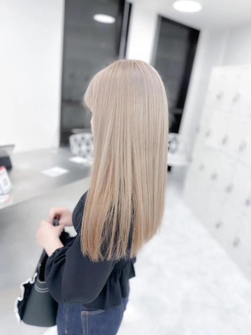 カラー ミルクティー・透明感 🏹REN🏹のヘアスタイル