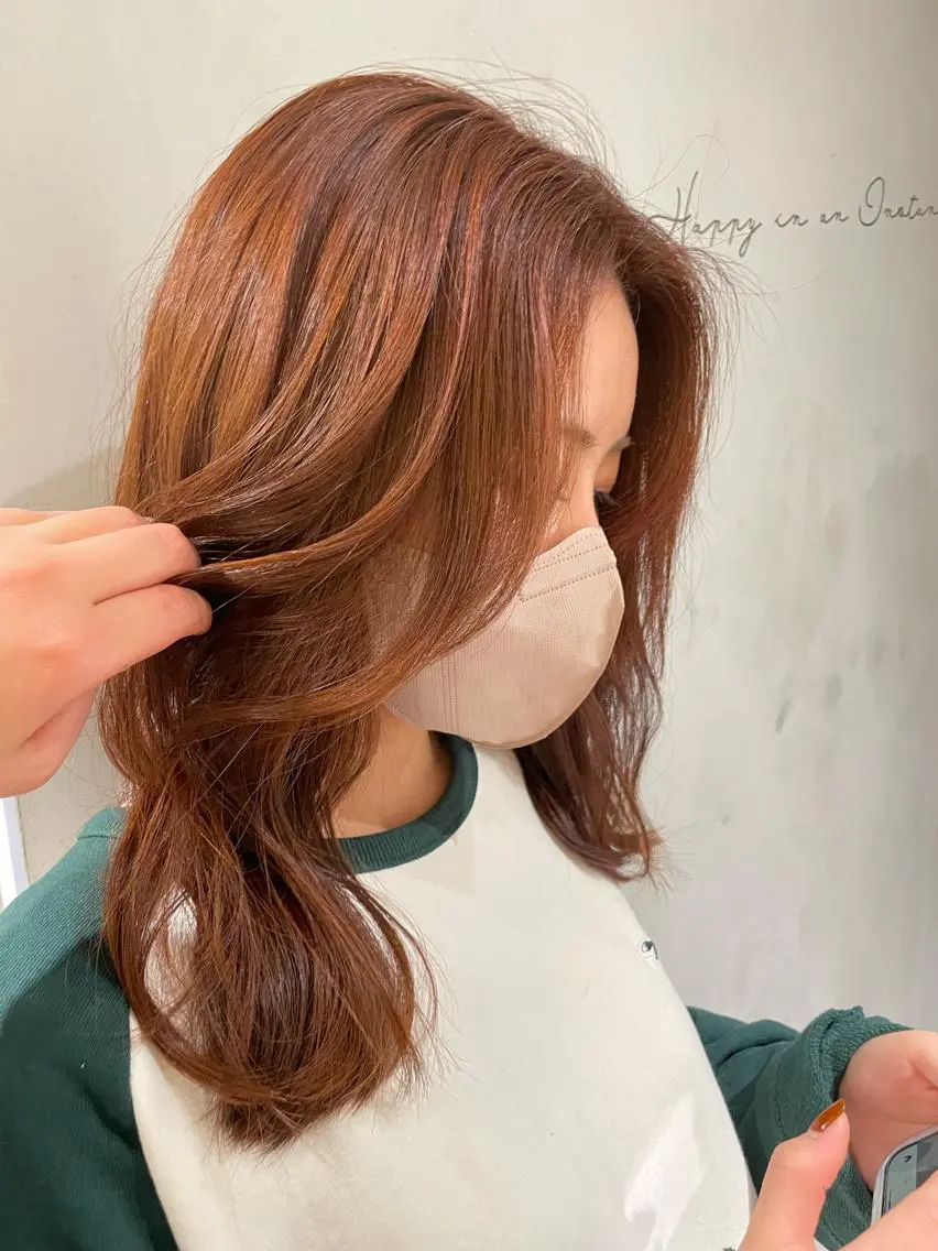 セミロング カラー 似合わせカット/ 青竹真璃亜のヘアスタイル