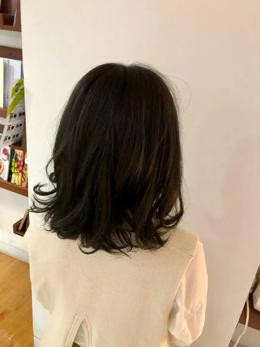 ミディアム カラー パーマ ミディアムパーマ 【質感調整】 🫧【艶髪】石井佑弥のヘアスタイル
