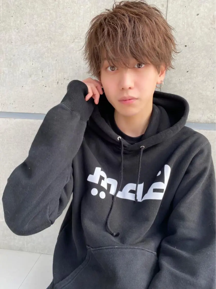 メンズ カット ヘアカラー トリートメント 🔥札幌No.1🥇 パーマ特化美容師🔥のヘアスタイル