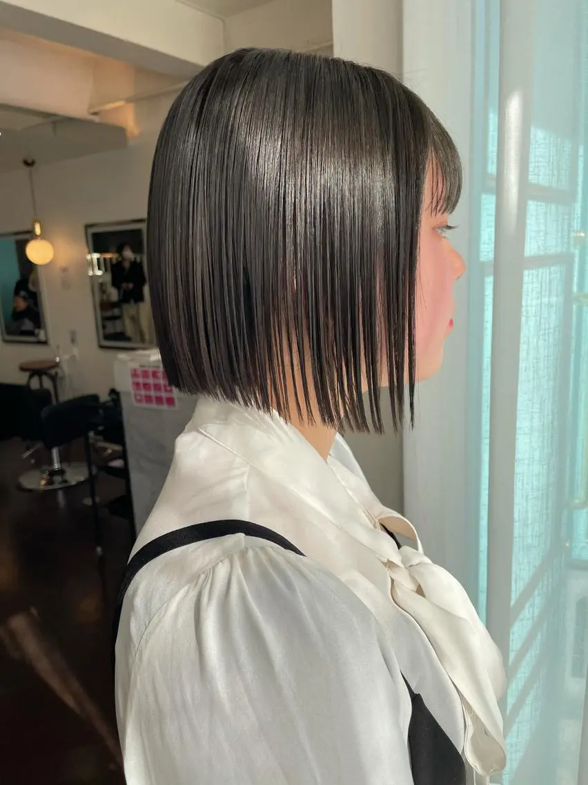 ショート カラー カット ヘアカラー トリートメント 安藤 佑衣のヘアスタイル