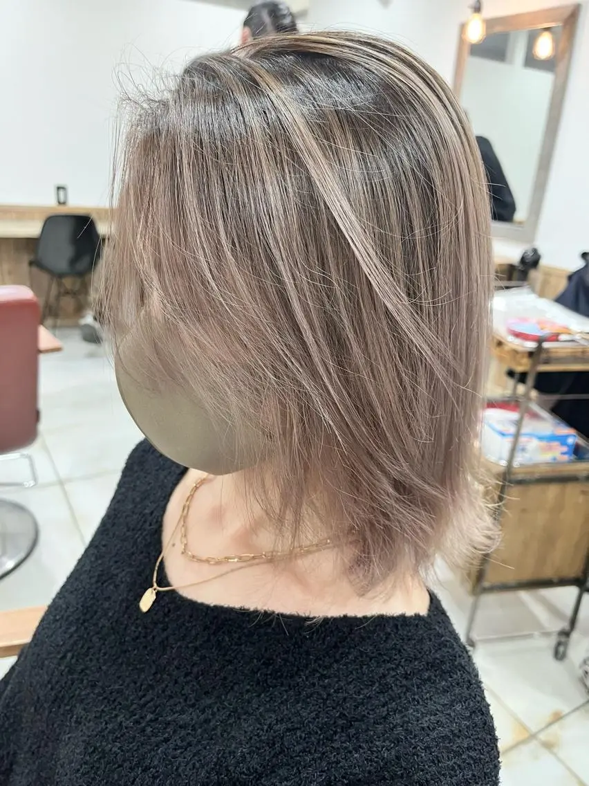 ミディアム ハイライトバレイヤー ジュ🎨川村聖吾🎨のヘアスタイル