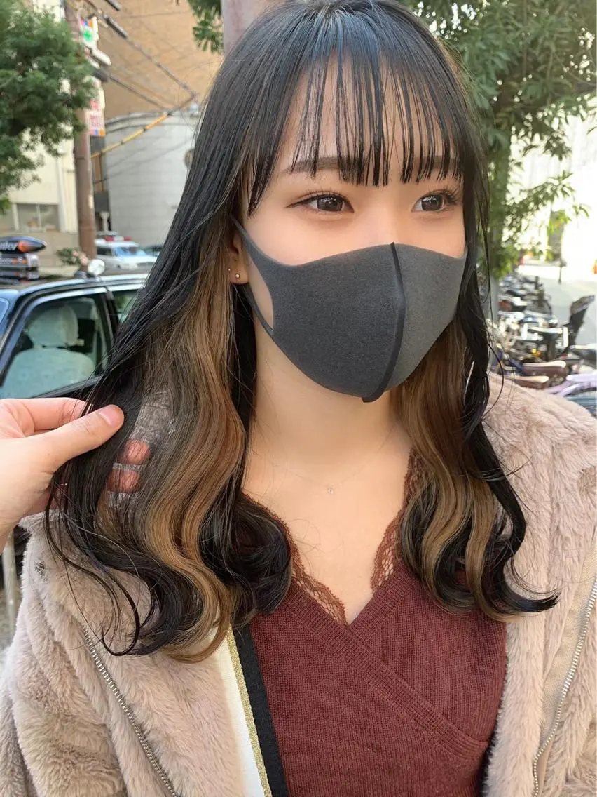 ロング 韓国風カラー 韓国風ヘア シースルーバング 亀川蓮 Agu hairのヘアスタイル