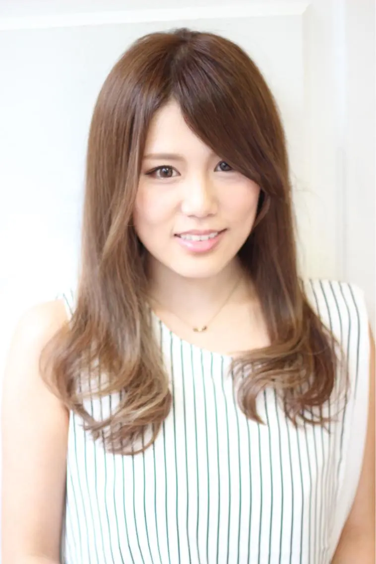 ショート ミディアム セミロング ロング カラー パーマ ヘアアレンジ グレージュ 成松 勇治のヘアスタイル