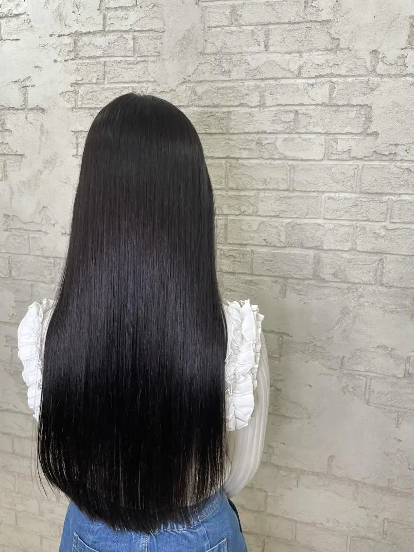 ロング カラー ダークグレー ダークグレージュ グレージュ イルミナカラー ブリーチ特化 ハイトーンRYOYAのヘアスタイル