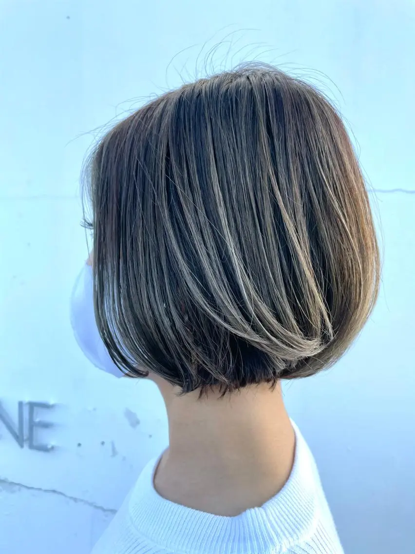 ショート カラー ハイライトカラー ハイライト 齋藤 紗矢香のヘアスタイル