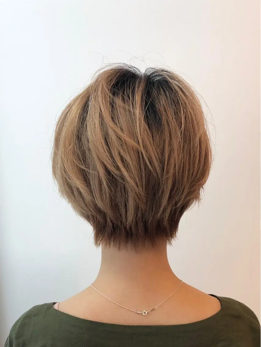 ショート カラー 伸びても可愛いカラー 愛甲竜佑のヘアスタイル