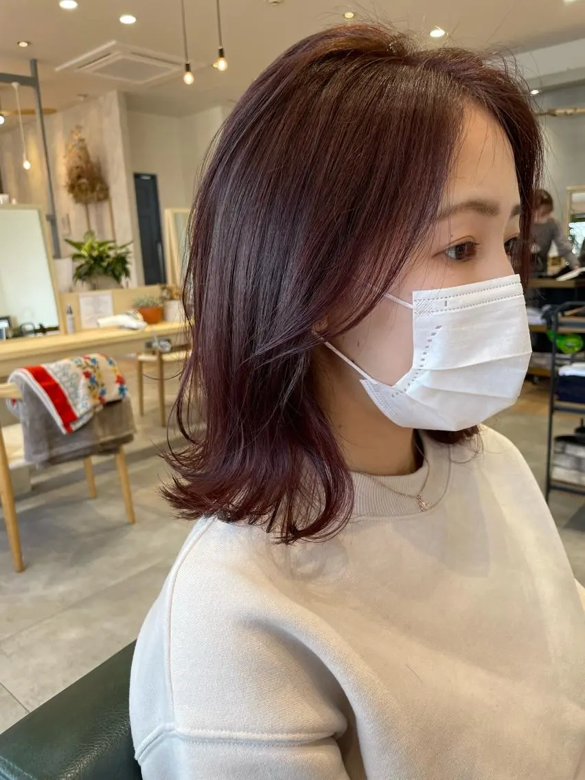 カラー ピンクカラー 比嘉 千咲のヘアスタイル