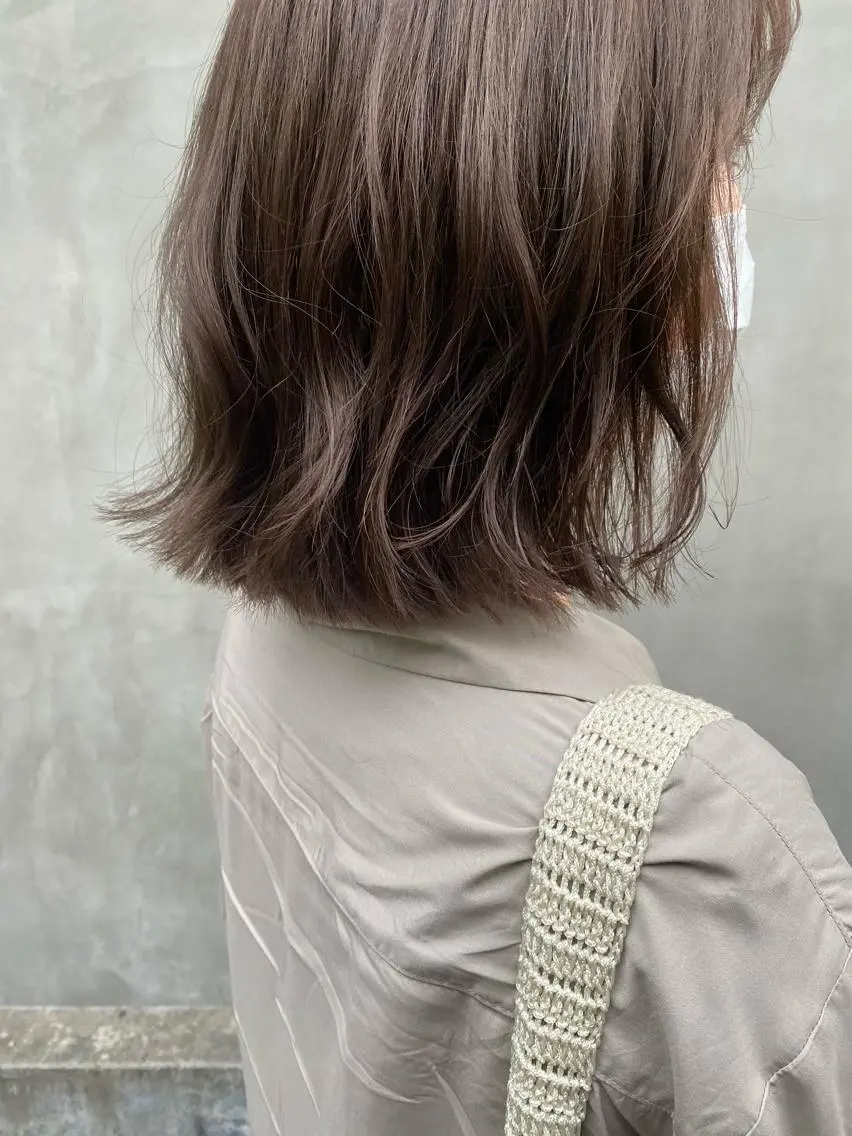 ミディアム カラー パーマ ヘアアレンジ メンズ キッズ ネイル マツエク・マツパ 透明感カラー グレージュ インナーカラー/ KANAのヘアスタイル