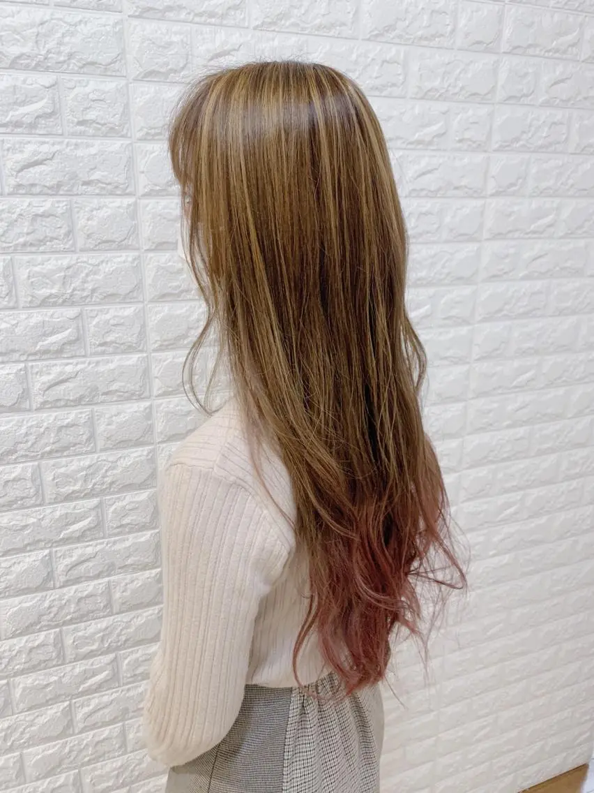 ロング カラー ヘアカラー トリートメント 福森 みずきのヘアスタイル