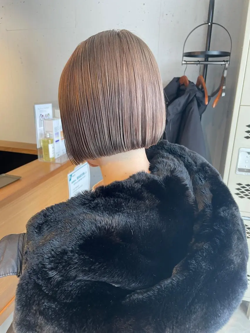 ミディアム カラー ブリーチ 東 みのりのヘアスタイル