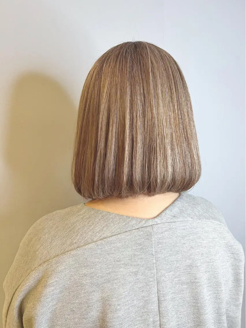 ショート カラー 宮原 佳苗のヘアスタイル