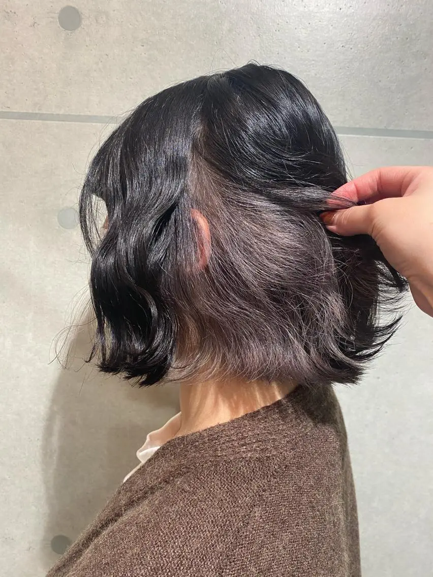 ショート カラー アッシュ ブリーチ インナーカラー シルバー カラー専門美容師🫧 舘田千乃🫧のヘアスタイル