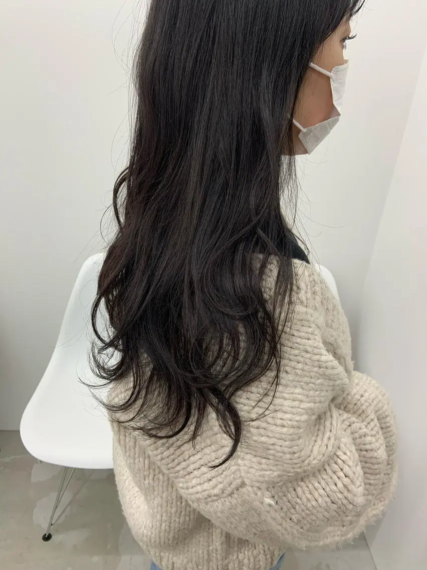 ロング e rikaのヘアスタイル