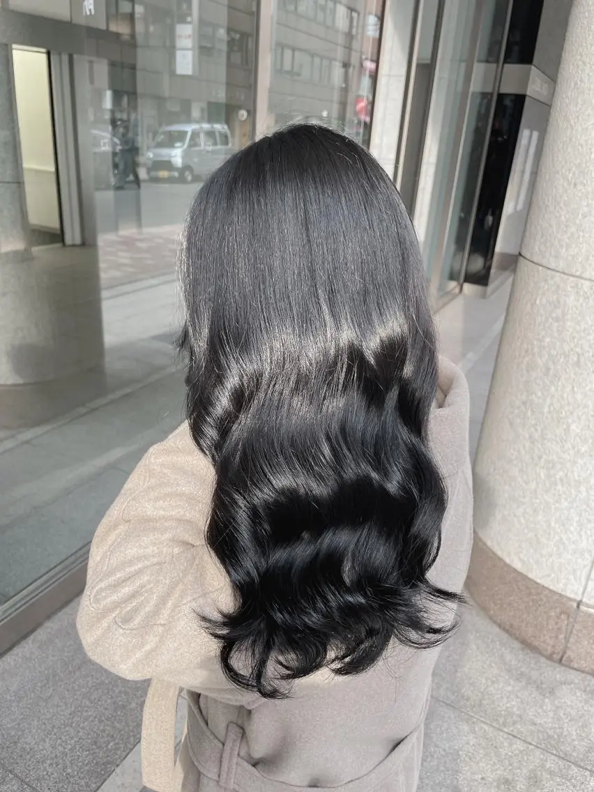 セミロング カラー 美髪美容師 🫧くぼた店長のヘアスタイル