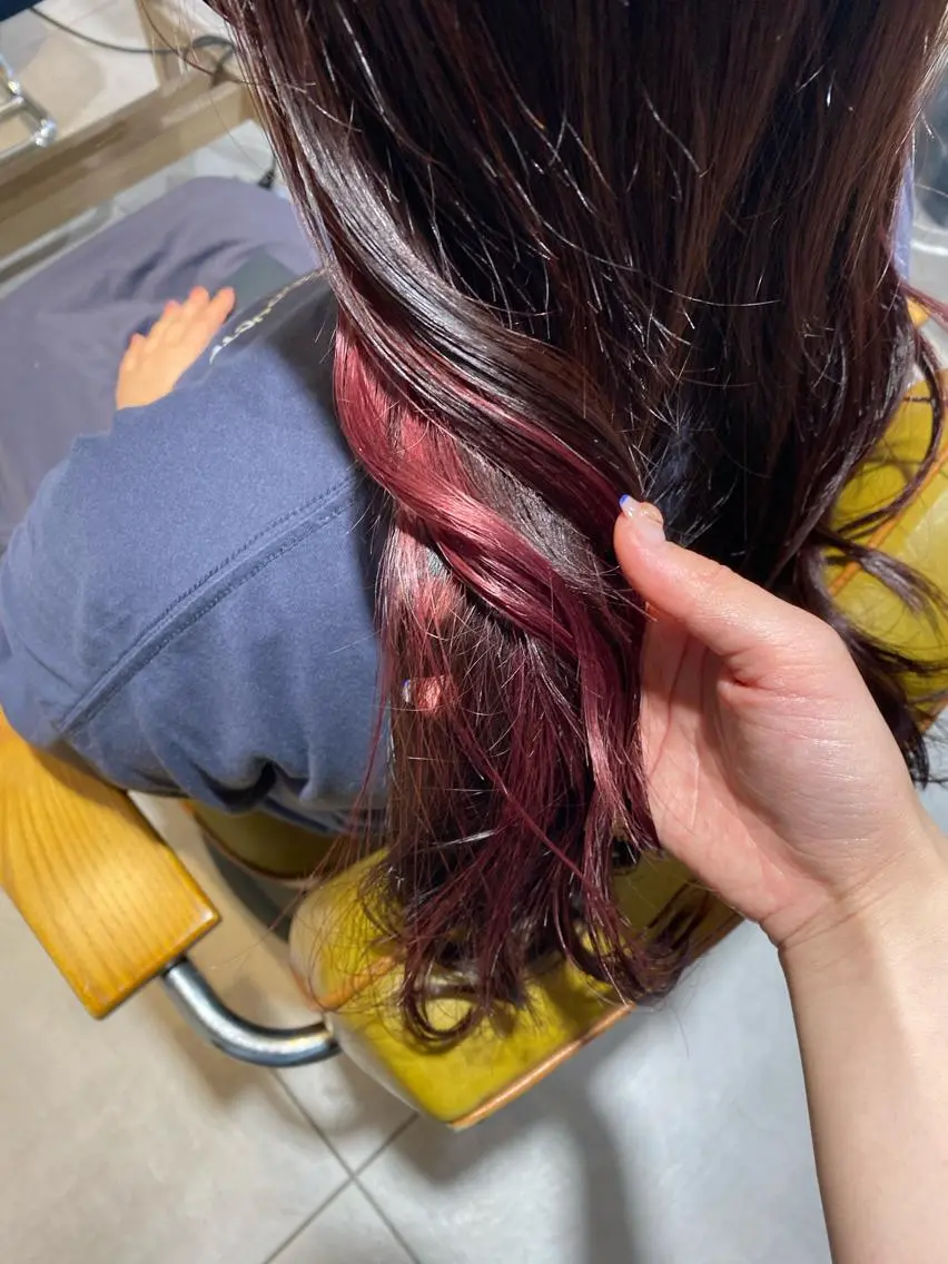 ロング カラー ブラウンカラー イヤリングカラー ピンクカラー ピンクブラウン 関口 桃花🌷 暖色カラーのヘアスタイル
