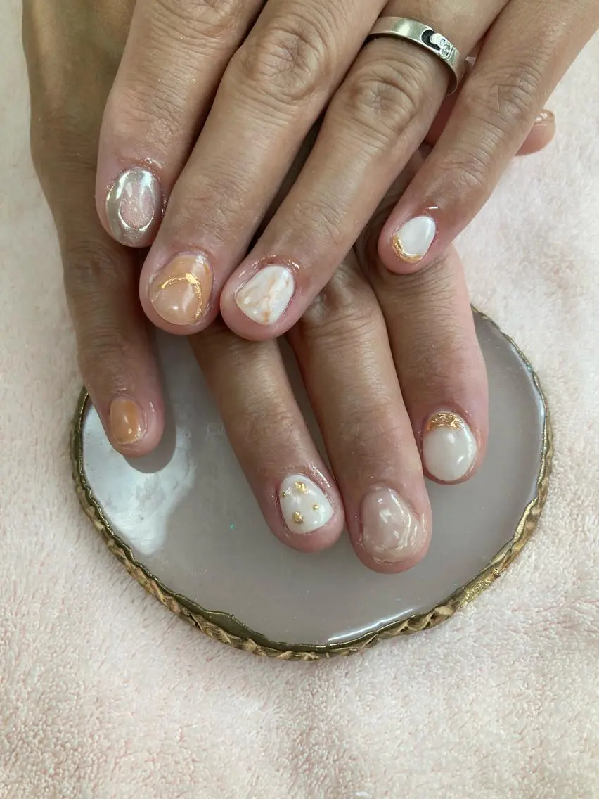 ネイル ミラーネイル chii nailのネイルデザイン