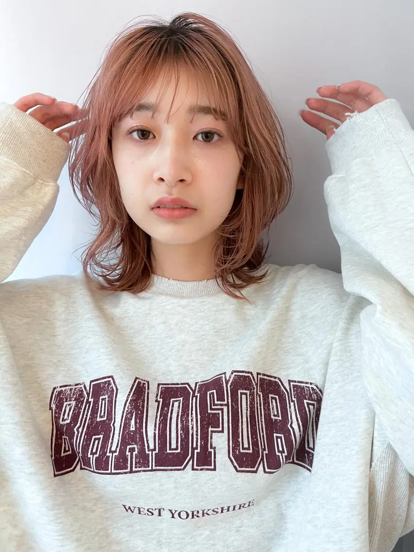 ミディアム カラー ミディアムレイヤー ベージュカラー ピンクカラー ピンクベージュ レイヤーカット ヘアカラー トリートメント ヘッドスパ ✨カラー支持No.1 🧸ワキ カナコ🧸のヘアスタイル