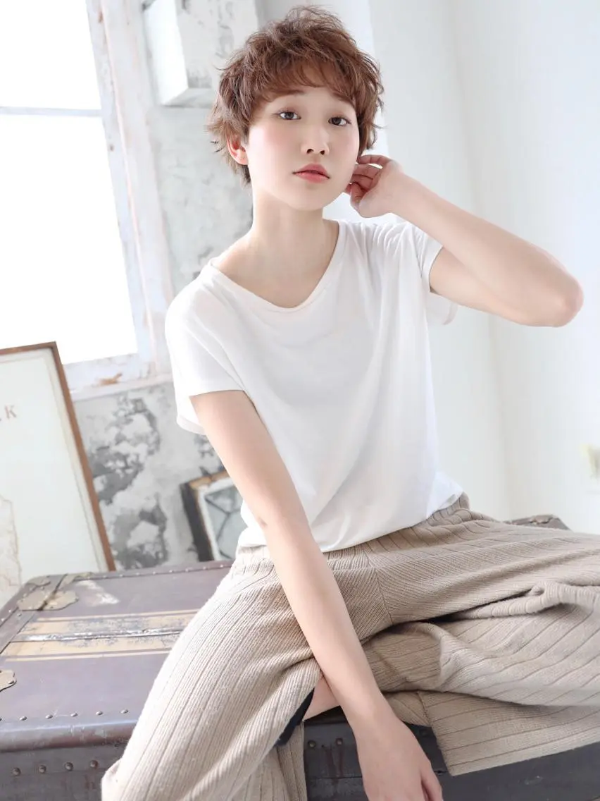 ショート カラー 透明感カラー ハイライトカラー ハイトーンカラー ハイライト カット ヘアカラー トリートメント ヘッドスパ &グループ代表取締役 KOHEIのヘアスタイル