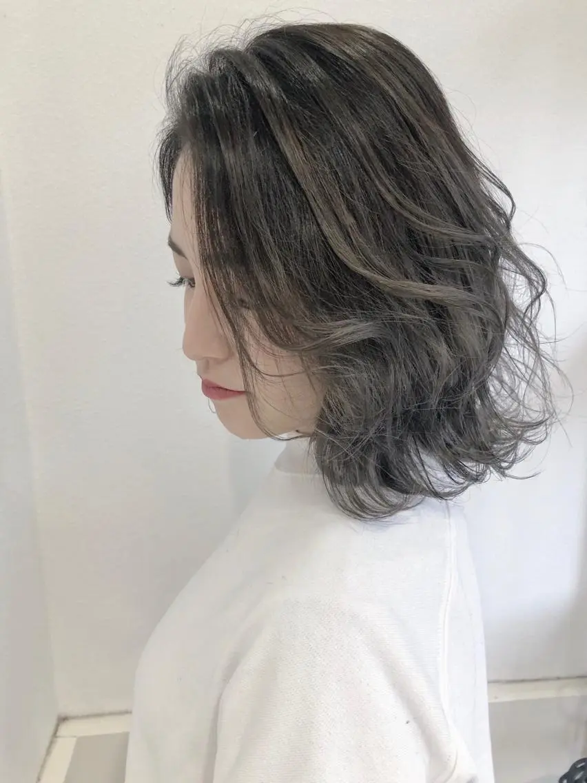 ショート カラー シルバー ヘアカラー トリートメント GiseL天神カラー 髪質改善/ブリーチのヘアスタイル
