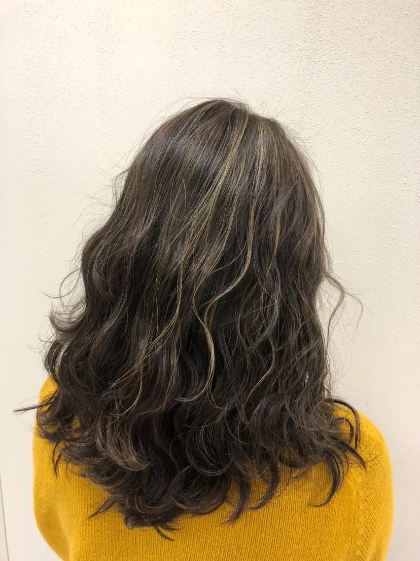 ミディアム カラー ハイライトカラー ハイライト ノンダメージ髪質改善 カラー💎/KURAのヘアスタイル