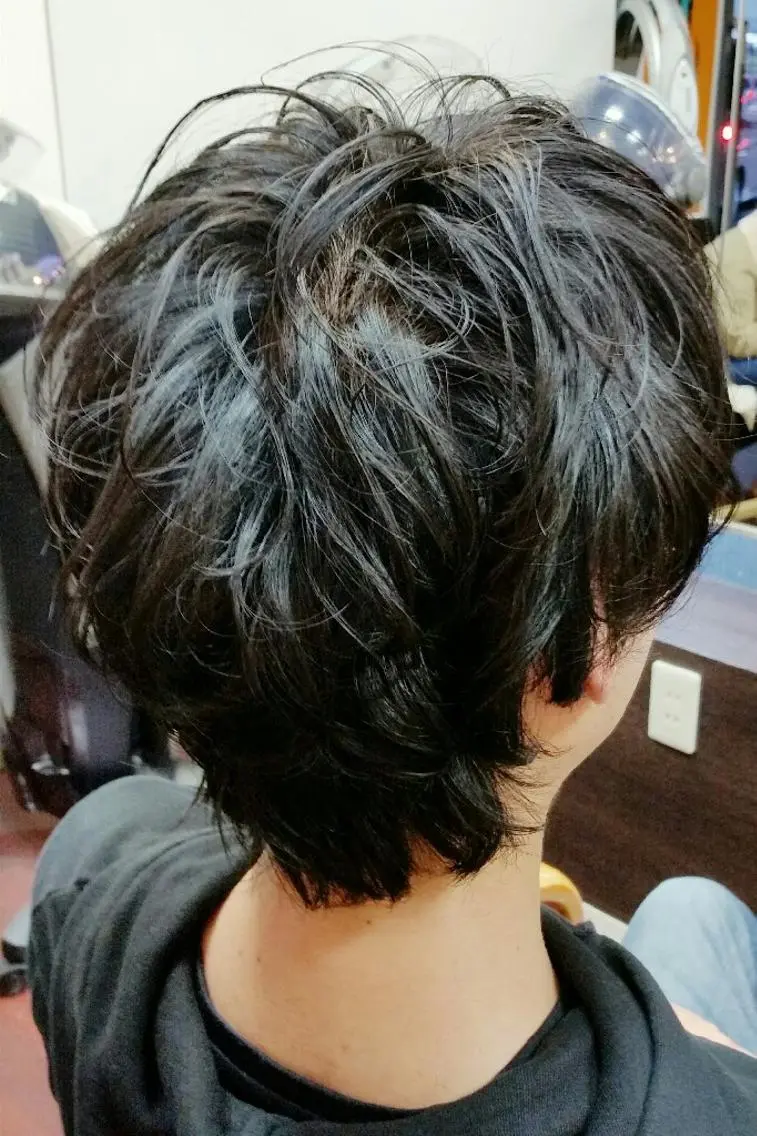 ミディアム Yamanaka Seiichirouのヘアスタイル