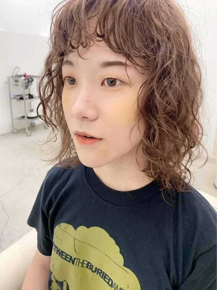 ミディアム パーマ ミディアムパーマ co-kyu コキュウのヘアスタイル
