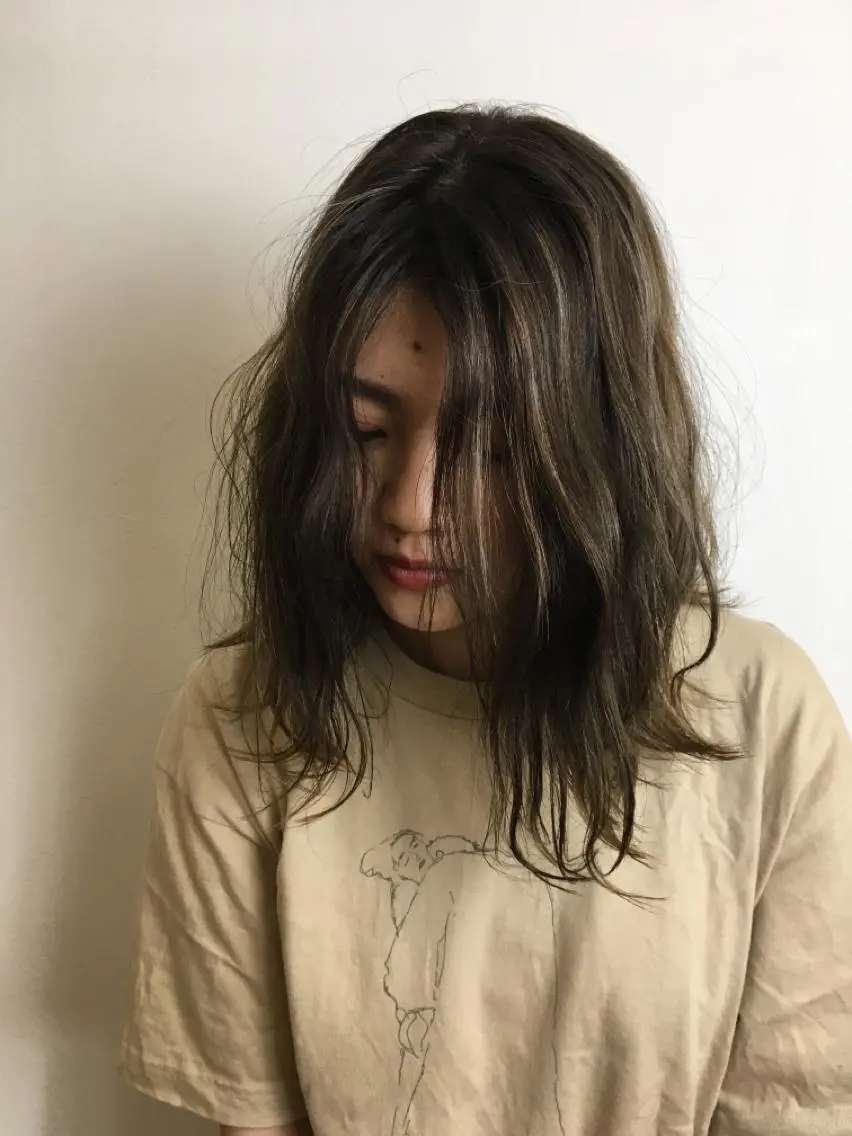 カラー ヘアカラー トリートメント 坂上 岳のヘアスタイル