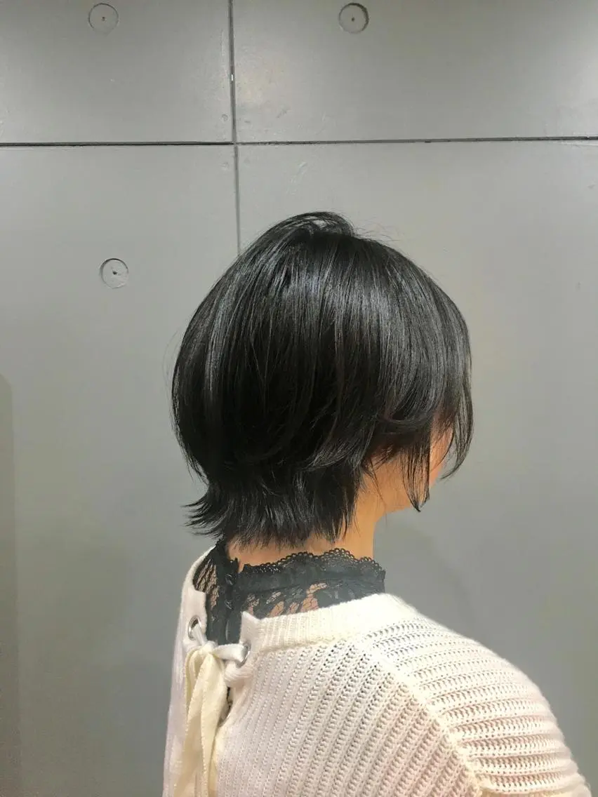 ショート ショートヘア 外ハネヘア カット Loa misakiのヘアスタイル