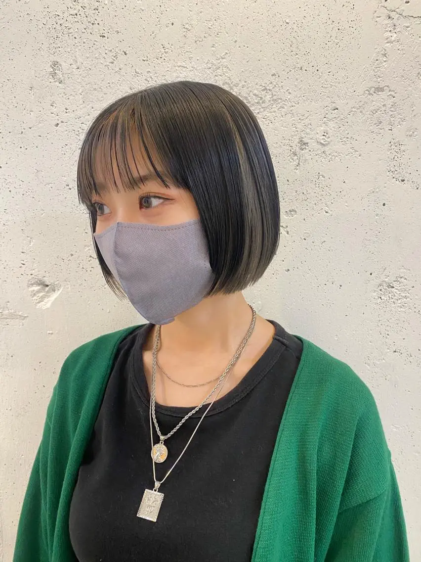 ショート カット ブリーチなしカラー ダブルカラーエクステのヘアスタイル
