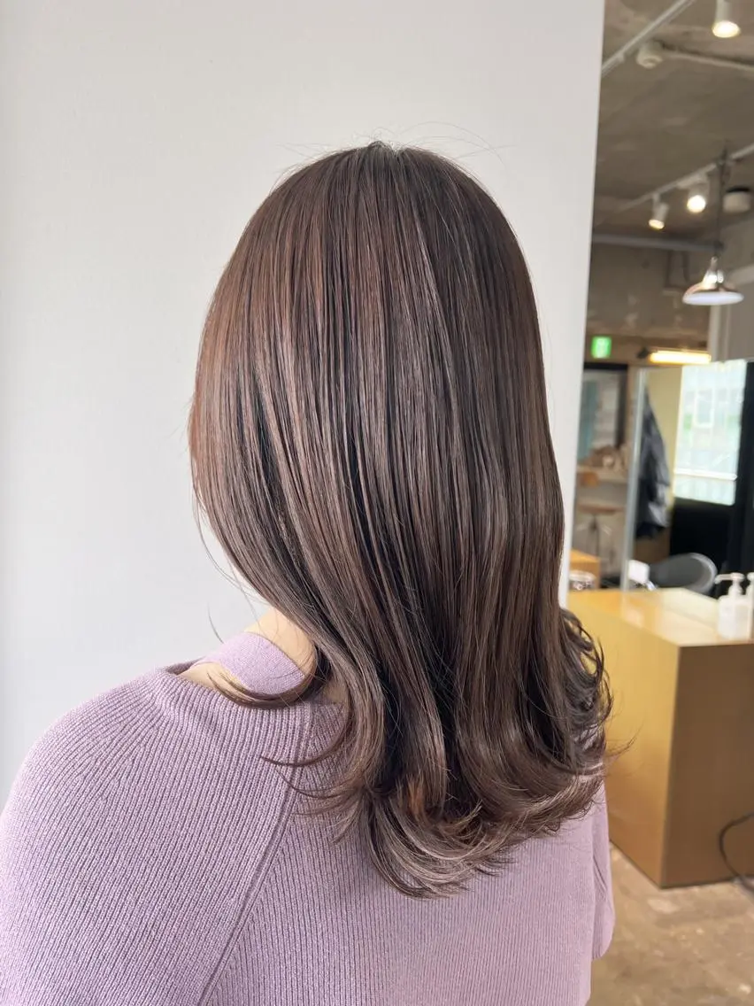 ミディアム MADRAS stylistのヘアスタイル