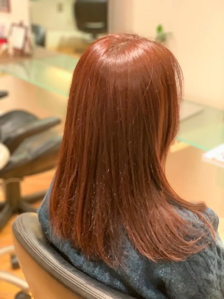 ミディアム カラー ヘアアレンジ ブリーチ ピンクカラー ヘアカラー 秋葉 一郎のヘアスタイル
