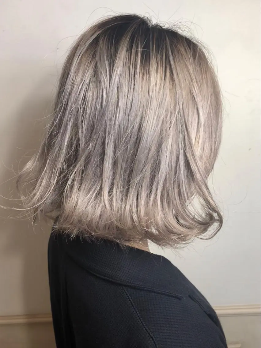 ショート カラー アッシュ ブリーチ ヘアカラー ブリーチ専門美容師 谷合純一のヘアスタイル