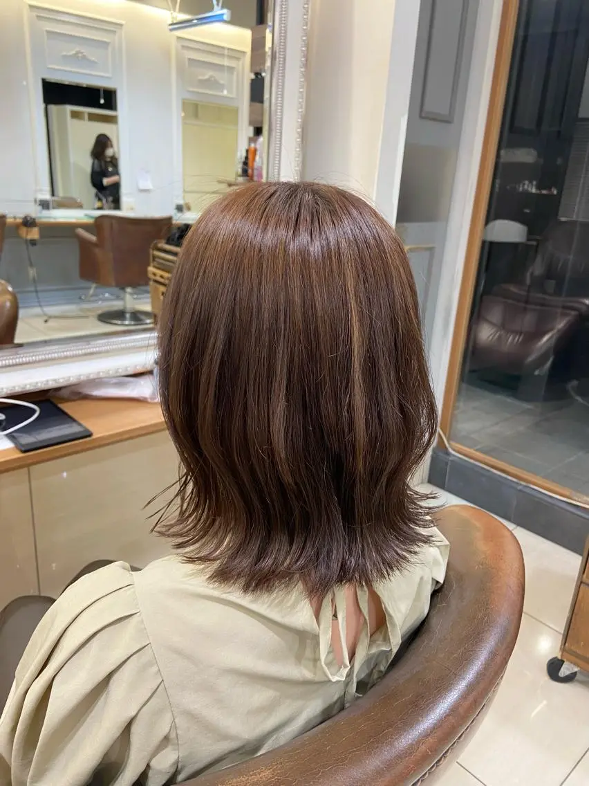 ミディアム カラー ベージュカラー ハイライトカラー ハイライト ヘアカラー 🫧 nanaco🫧のヘアスタイル